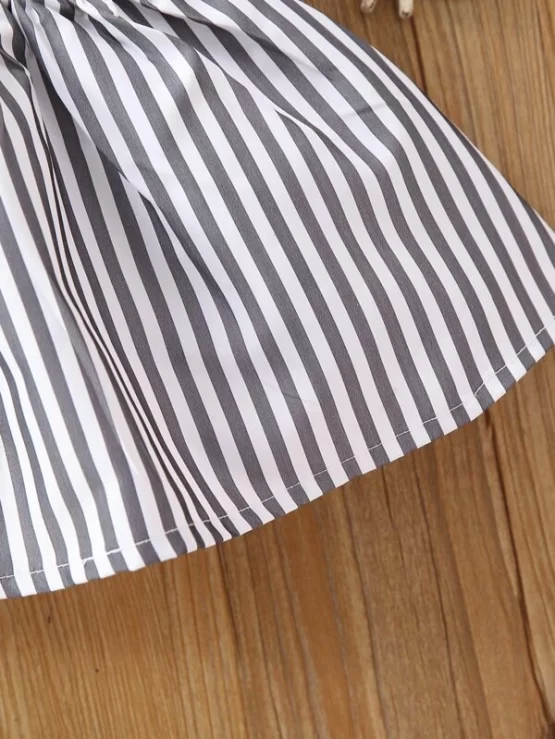 Baby Striped & Cartoon Graphic Bow Flutter Sleeve Dress - Image 3