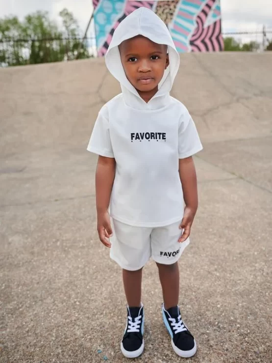 Toddler Boys Letter Graphic Hooded Neck Tee & Slant Pocket Shorts - Image 2