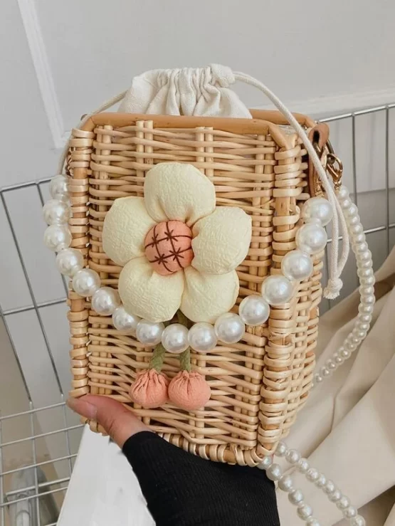 Mini Flower Faux Pearl Beaded Drawstring Design Straw Decor Bag - Image 3
