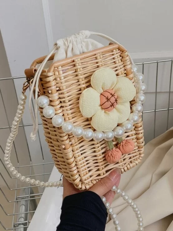 Mini Flower Faux Pearl Beaded Drawstring Design Straw Decor Bag