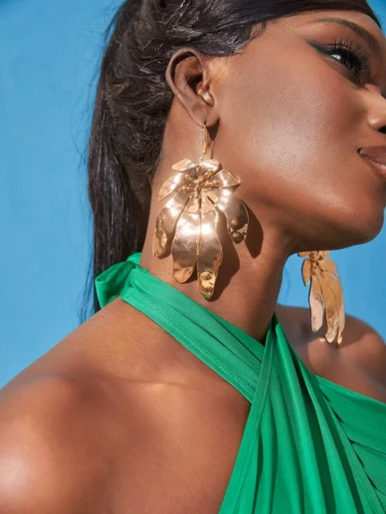 Fashionable Dangle Flower Drop Earrings