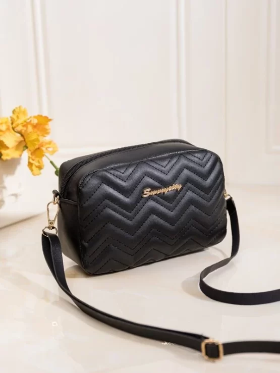 Mini Metal Decor Quilted Pattern Square Bag - Image 2