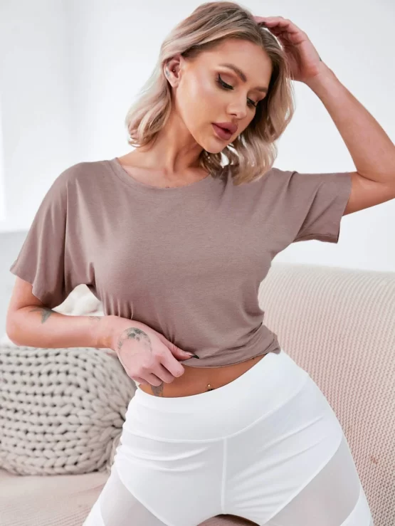 Cut Out Split Back Batwing Sleeve Sports Tee - Image 2