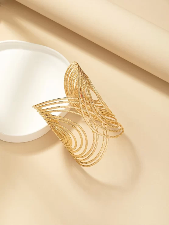 Fashionable One Piece Hollow Out Cuff Bangle - Image 5
