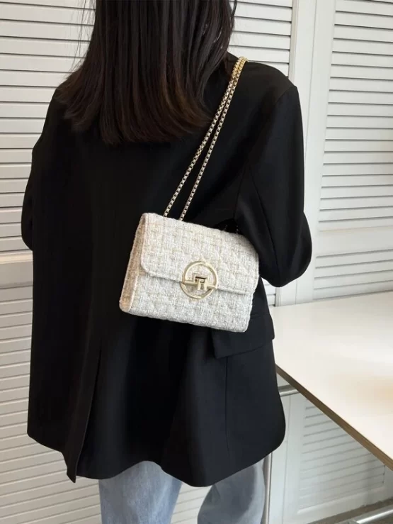 Mini Minimalist Textured Chain Shoulder Bag - Image 2
