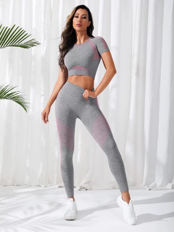 Seamless Raglan Sleeve Tummy Control Sports Set - Image 3