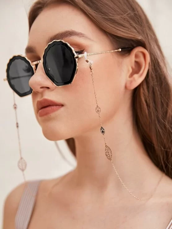 Hollow Out Copper One Piece Leaf Glasses Chain