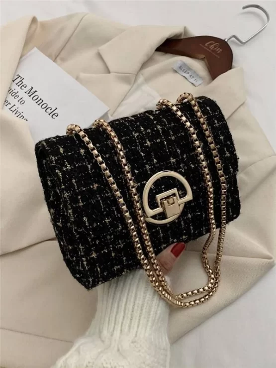 Mini Minimalist Textured Chain Shoulder Bag