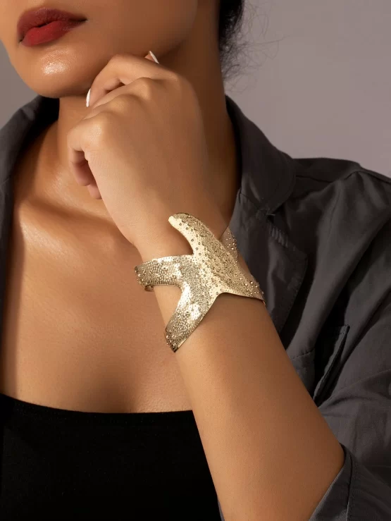 Starfish Marine Life Fashionable Design Cuff Bangle
