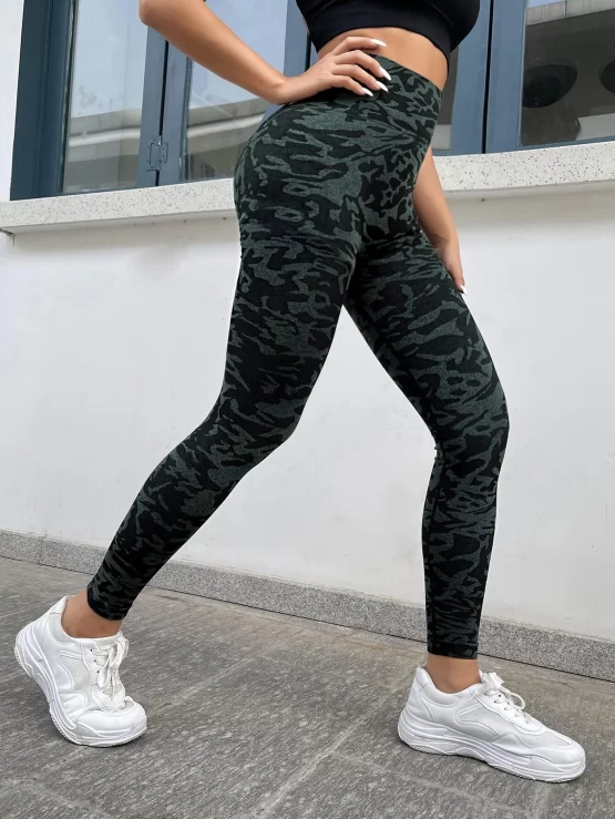 Seamless Camo Print Wide Waistband Sports Leggings - Image 3