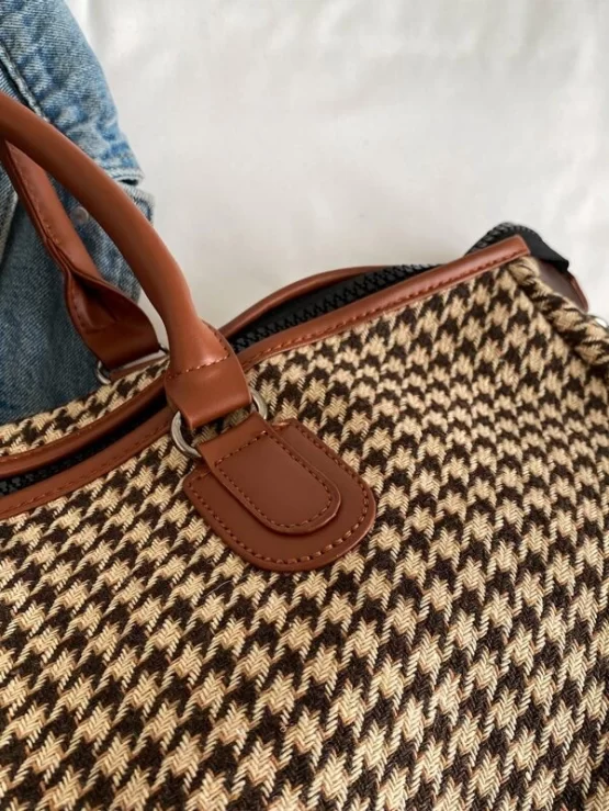 Houndstooth Pattern Duffel Double Handle Bag - Image 5