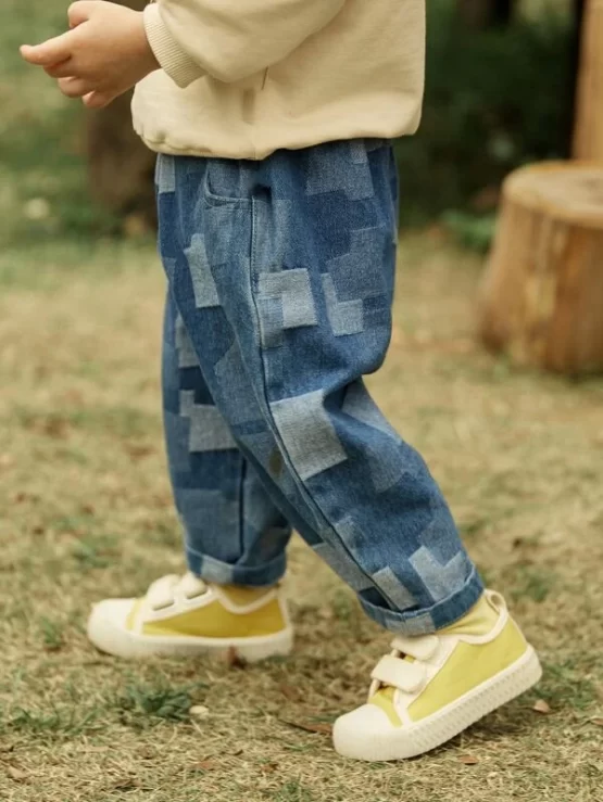 Toddler Boys Color Block Tapered Pocket Jeans - Image 2