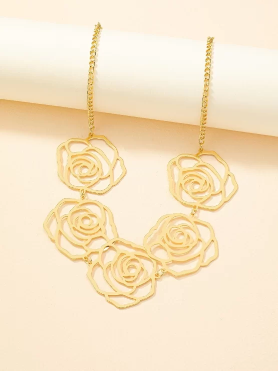 Hollow Out Fashionable Flowers Decor Necklace - Image 3