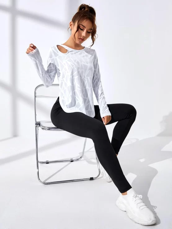 Breathable Softness Cut Out Curved Hem Sports Tee - Image 4