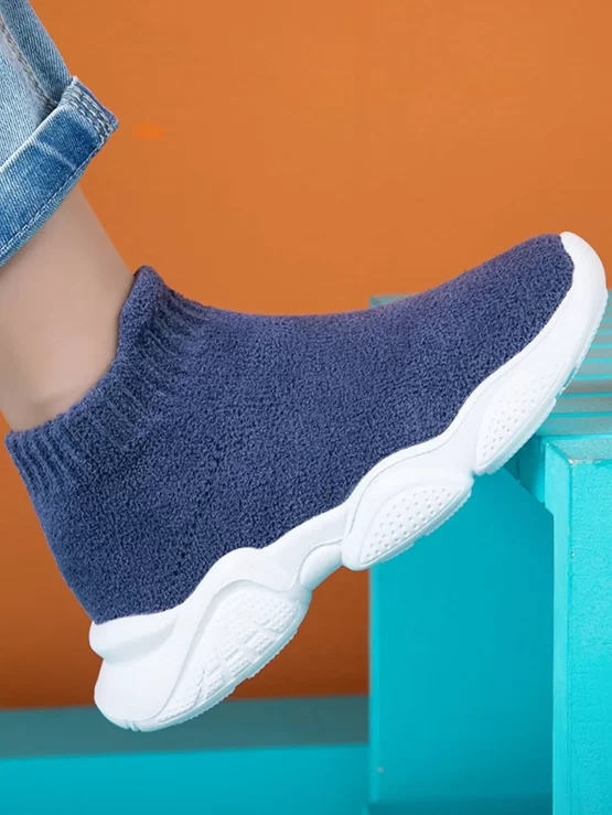 Boys Plain Knit Detail Slip On Front Sneakers - Image 2