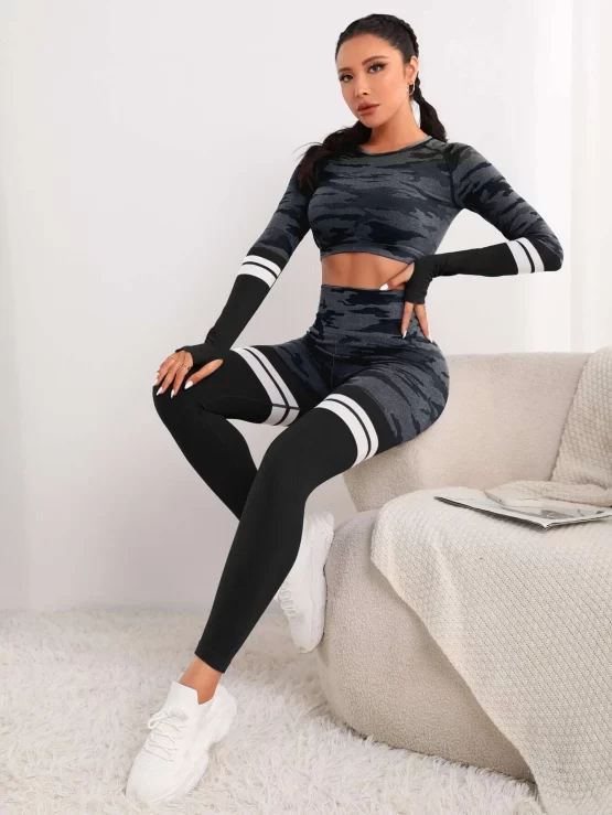 Camo Print Striped Sports Tee & Leggings - Image 5