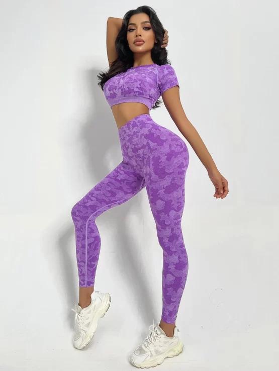 Camo Print Scrunch Butt Raglan Sleeve Sports Set