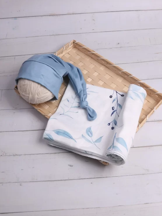 Newborn Photography Plant Print Design Blanket & Hat Prop - Image 2
