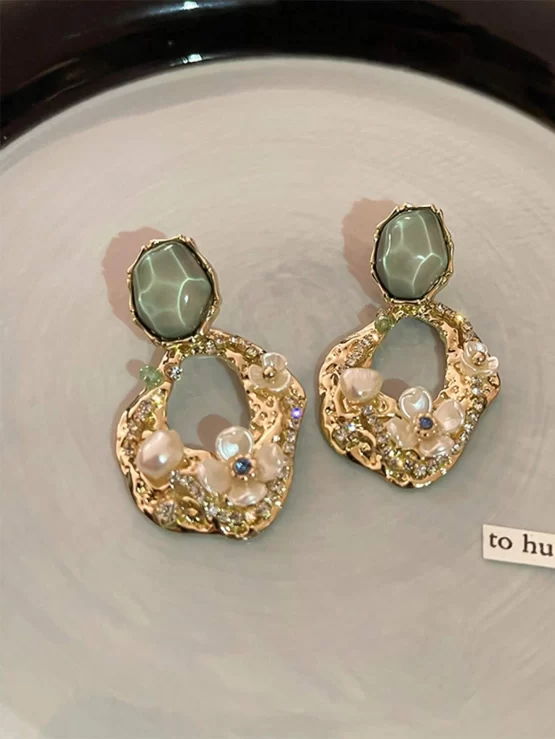 Fashionable Rhinestone & Flowers Decor Earrings - Image 3
