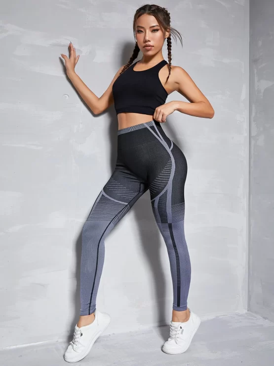 Striped Scrunch Butt Wideband Waist Sports Leggings - Image 3