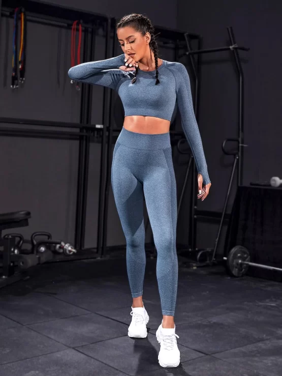 Seamless Raglan Round Neck Sleeve Sports Set - Image 3