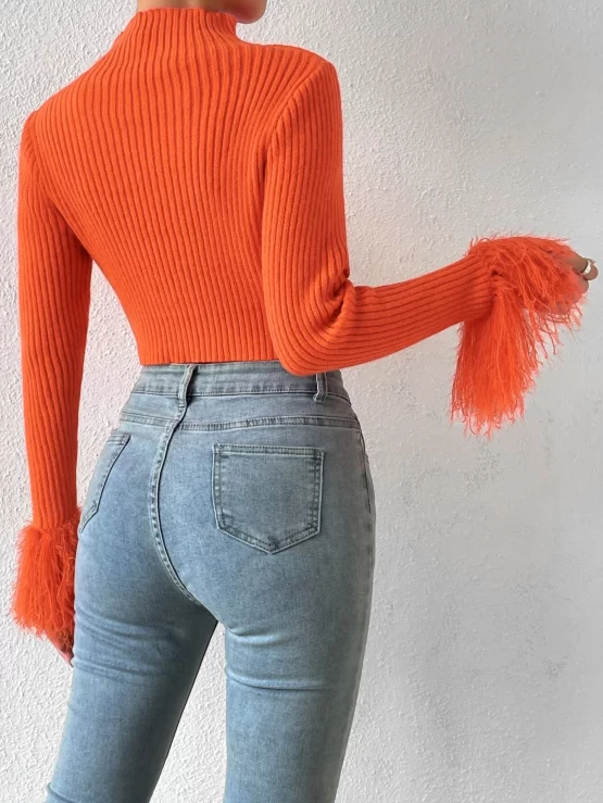 Mock Neck Fuzzy Contrast Faux Fur Cuff Crop Sweater - Image 5