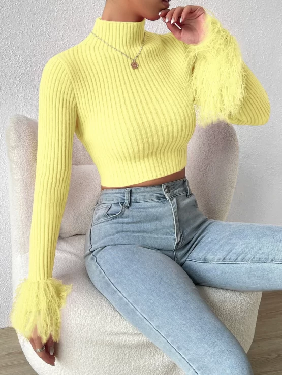 Mock Neck Fuzzy Contrast Faux Fur Cuff Crop Sweater - Image 3