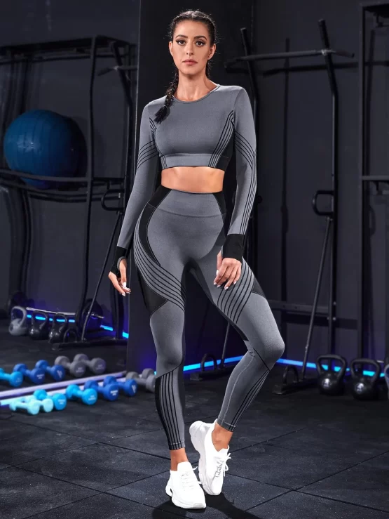 Seamless Striped Color Block Sports Set - Image 2