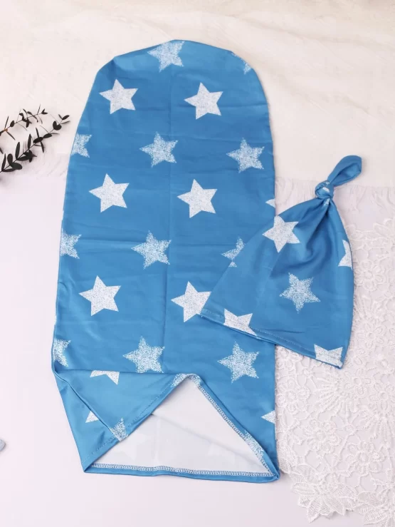 Newborn Star Print Design Blanket & Hat Photo Outfit - Image 3