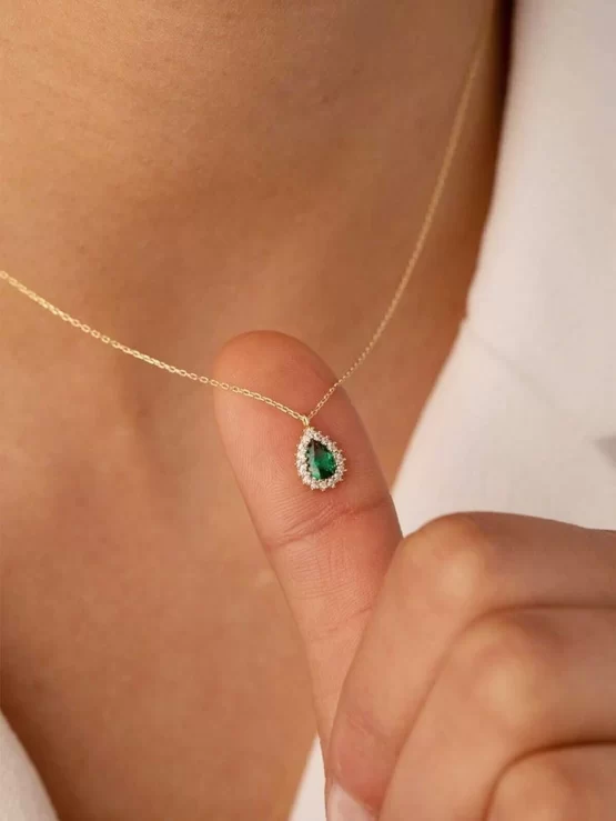 Cubic Zirconia Water-drop Pendant Necklace
