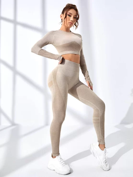 Seamless Raglan Sleeve Thumb Holes Crop Sports Tee & Leggings