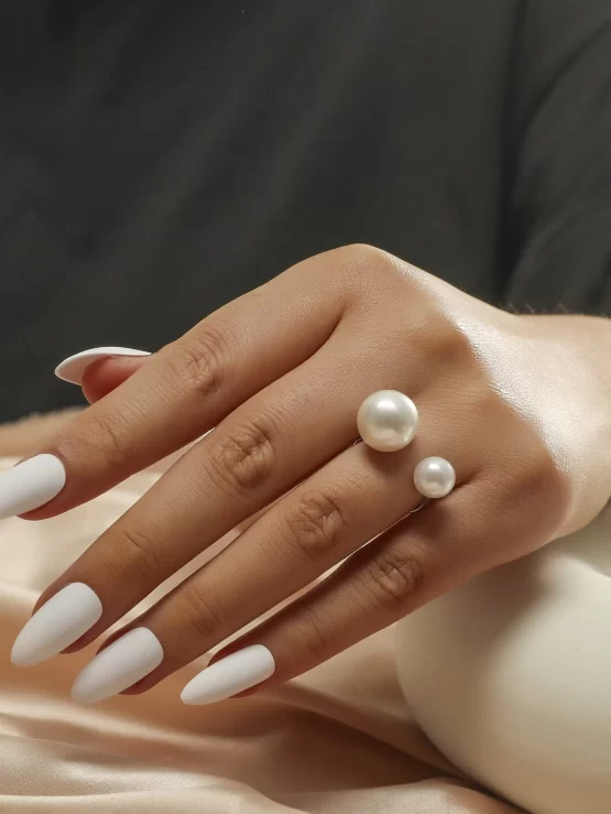 Fashionable Single Faux Pearls Decor Ring