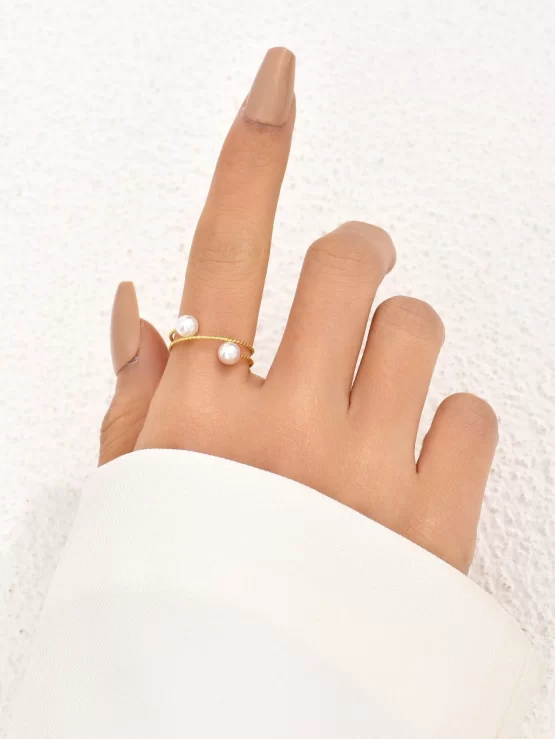 Elegant Copper Faux Pearls Decor Ring