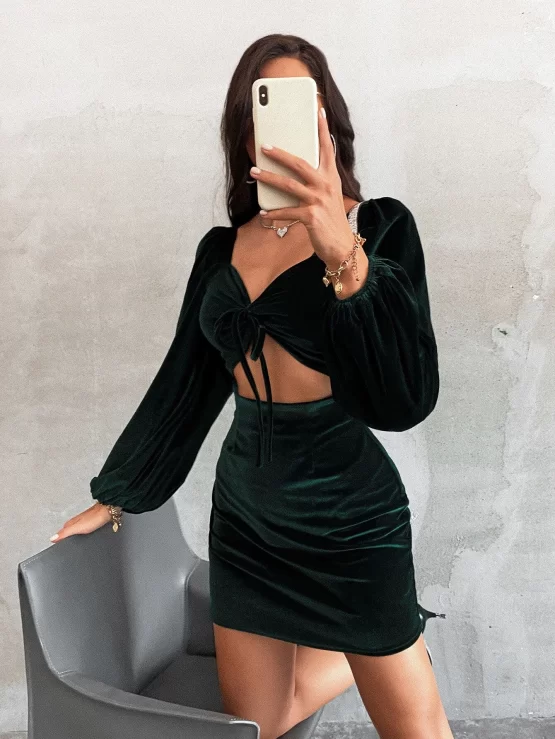 Cut Out Knot Front Bishop Sleeve Velvet Dress - Image 3