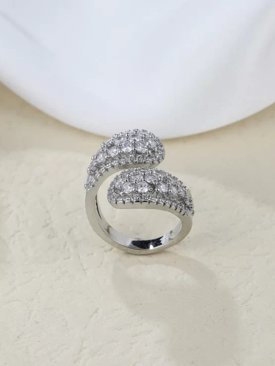Rhinestone Glamorous Wrap Decor Ring - Image 3