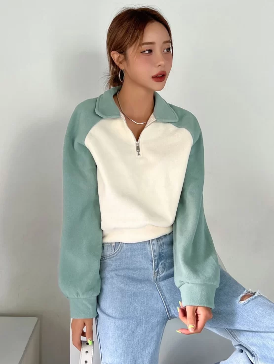 DAZY Two Tone Raglan Half Zipper Fleece Sleeve Pullover - Image 3