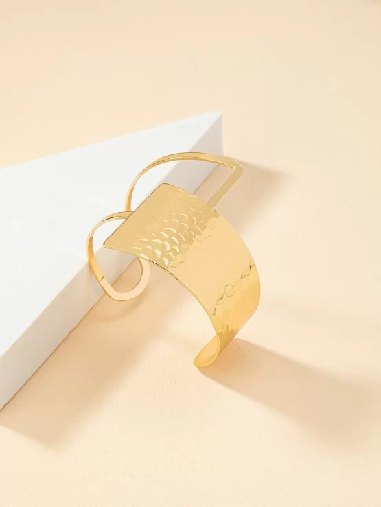 Geometric Fashionable Design Cuff Bangle - Image 2