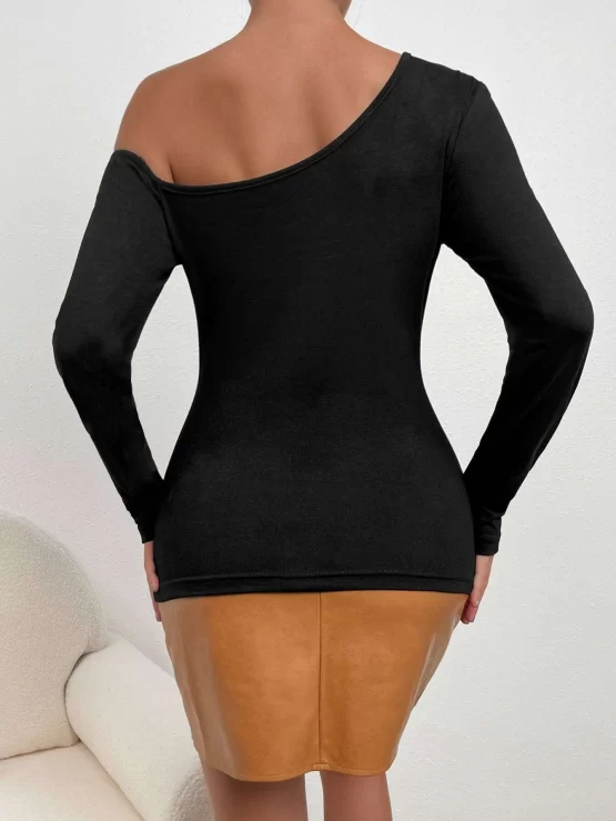 Asymmetrical Neck Sexy Twist Front Tee - Image 2