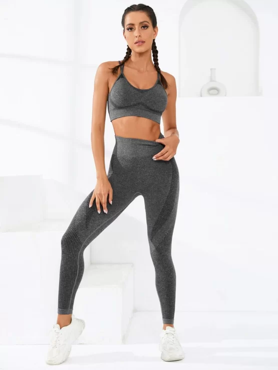 Criss Cross Back Sports Bra & Leggings - Image 3