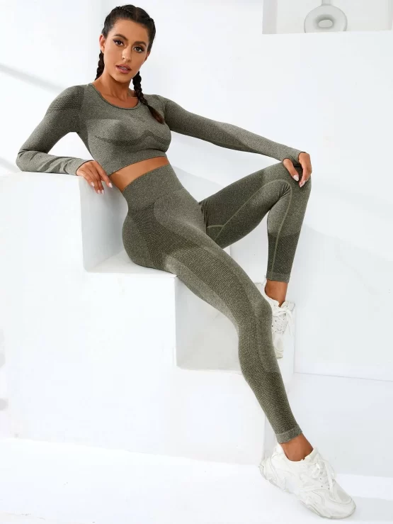 Seamless Plain Raglan Sleeve Sports Set - Image 7