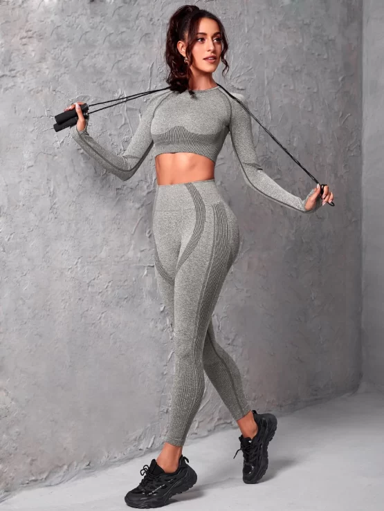 Seamless Raglan Sleeve Sports Tee & Leggings