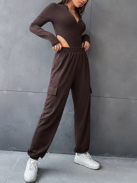 Zip Up Tee Bodysuit & Flap Pocket Side Sweatpants