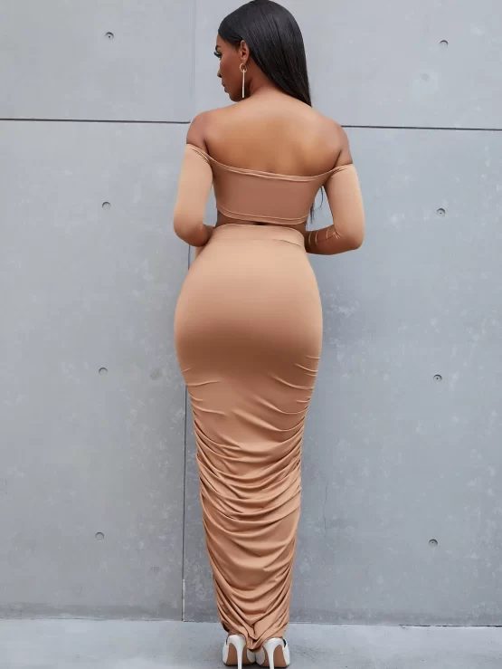 Off Shoulder Flounce Sleeve Crop Top With Ruched Pencil Skirt - Image 3