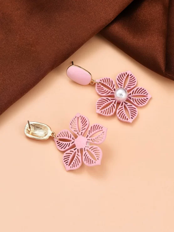 Flowers & Faux Pearls Decor Drop Earrings - Image 3