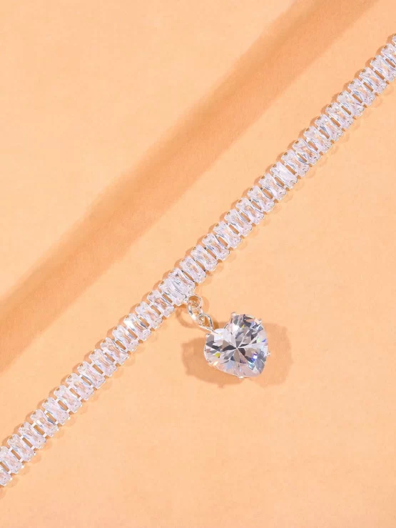 Cubic Zirconia Heart Charm Decor Choker - Image 2