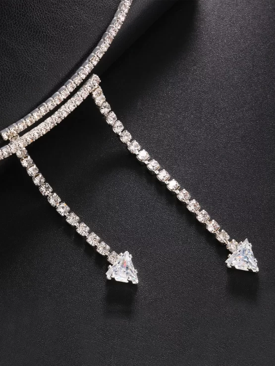 Rhinestone Glamorous Cuff Decor Choker - Image 3