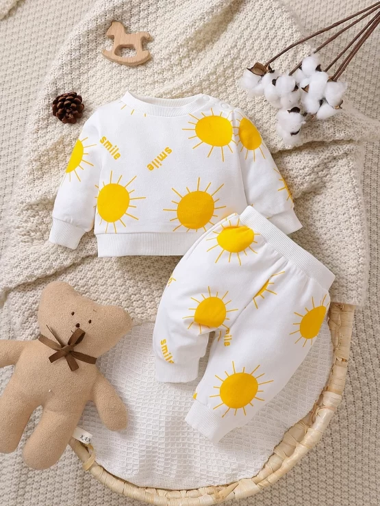 Newborn Baby Cartoon & Letter Graphic Sweatshirt & Sweatpants