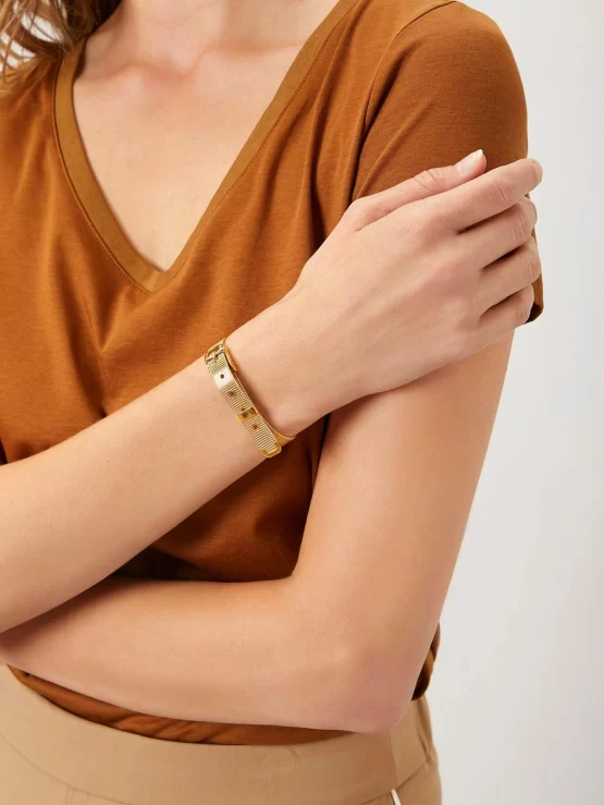 MOTF Premium Fashionable Buckle Decor Bracelet