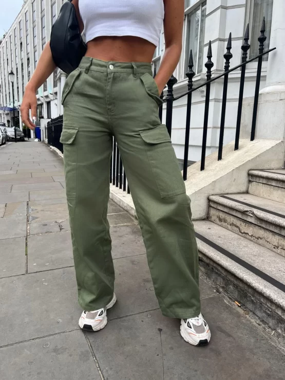 Flap Pocket Zipper Fly Straight Leg Jeans - Image 3