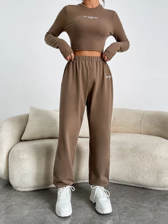 EZwear Letter Graphic Crop Tee & Sweatpants